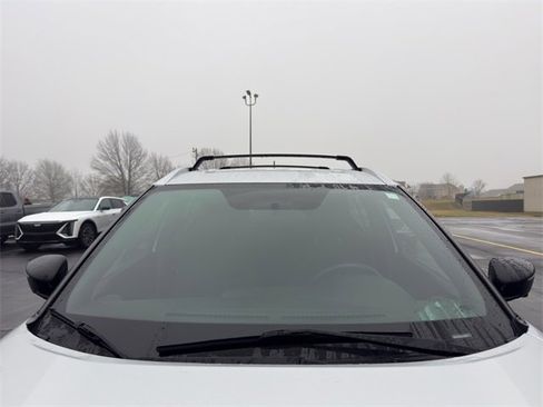 Used 2018 Nissan Kicks SR w/ Exterior Package image 25