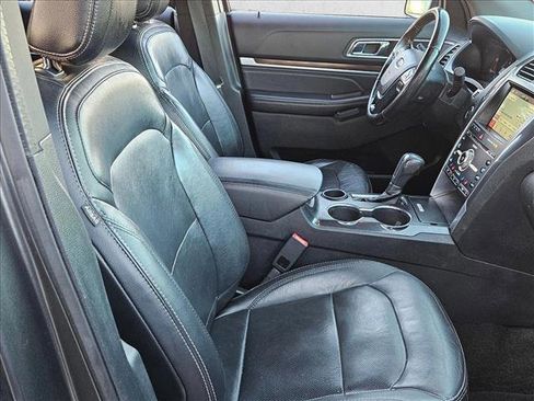 Used 2018 Ford Explorer Limited w/ Equipment Group 301A image 24