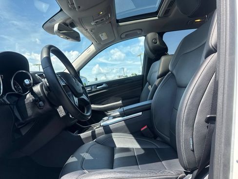 Used 2015 Mercedes-Benz ML 350 4MATIC image 26