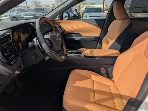 New 2026 Lexus RX 450h AWD image 8