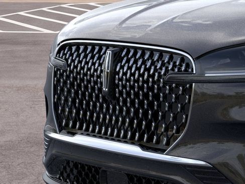 New 2026 Lincoln Aviator 2WD image 17