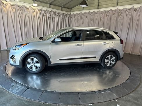 Used 2021 Kia Niro LX FWD image 7