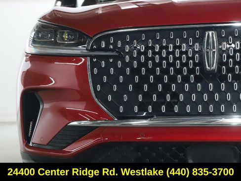 Certified 2025 Lincoln Aviator Reserve w/ Equipment Group 201A image 7