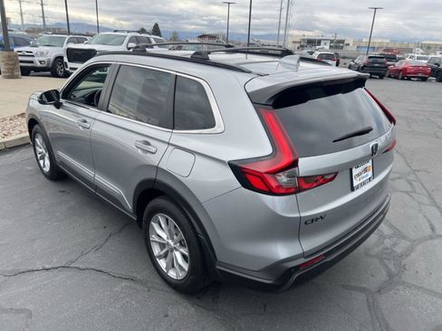 Used 2023 Honda CR-V EX-L image 4