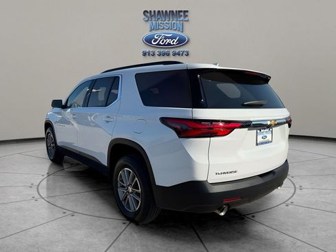 Used 2023 Chevrolet Traverse LT image 7