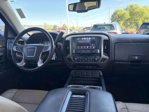 Used 2017 GMC Sierra 1500 Denali AWD/4WD image 23