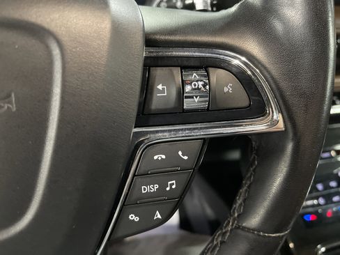 Used 2022 Lincoln Nautilus Reserve image 20