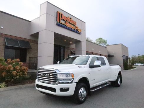 Used 2024 RAM 3500 Limited w/ Towing Technology Group AWD/4WD image 34