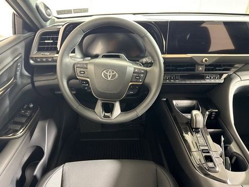 New 2026 Toyota Crown Signia AWD/4WD image 21