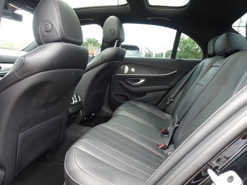 Used 2023 Mercedes-Benz E 450 4MATIC Sedan image 17