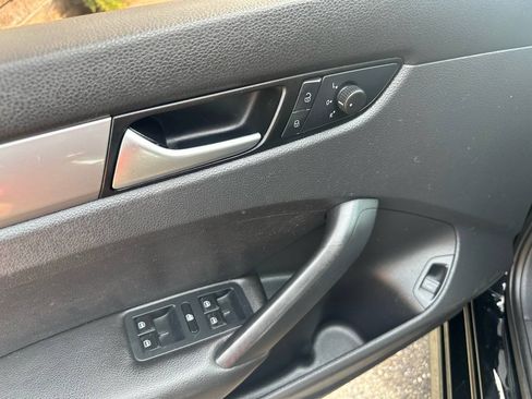 Used 2015 Volkswagen Passat 1.8T S w/ Technology Package FWD image 19