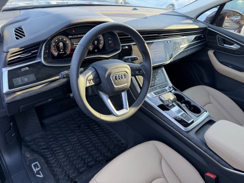 Used 2025 Audi Q7 2.0T Premium w/ Convenience Package image 13