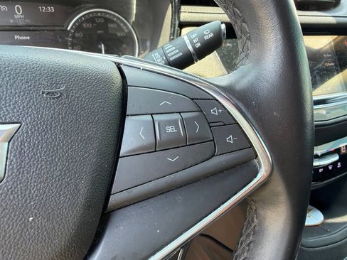 Used 2021 Cadillac XT5 Luxury FWD image 21