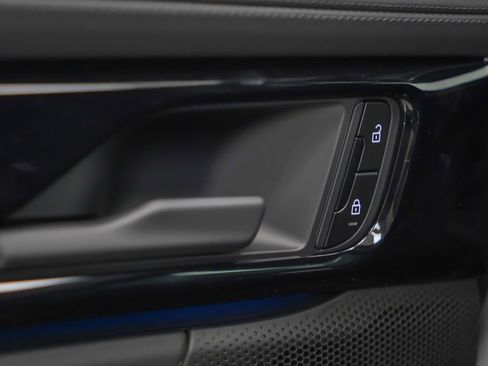 New 2026 Porsche Panamera 4 image 15