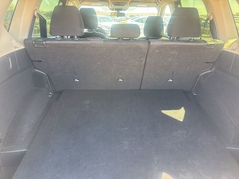 Certified 2024 Nissan Rogue SV image 31