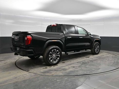 New 2026 GMC Canyon Denali image 8