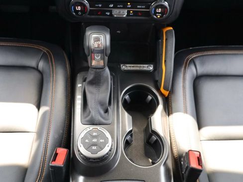 Used 2023 Ford Bronco Badlands AWD/4WD image 20