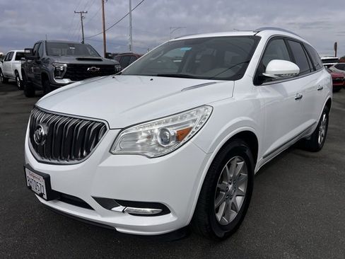 Used 2017 Buick Enclave Leather image 11
