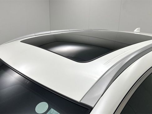 Certified 2021 Nissan Murano Platinum w/ Cargo Package image 11