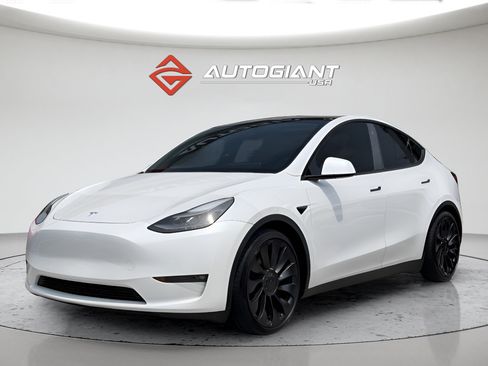 Used 2023 Tesla Model Y Performance AWD/4WD image 2