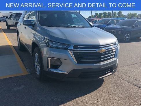 Used 2023 Chevrolet Traverse LT w/ LPO, Floor Liner Package AWD/4WD image 8