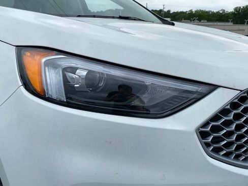 Used 2023 Ford Edge SEL w/ Convenience Package AWD/4WD image 12