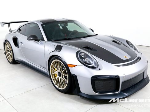 Used 2018 Porsche 911 GT2 RS w/ Weissach Package RWD image 3