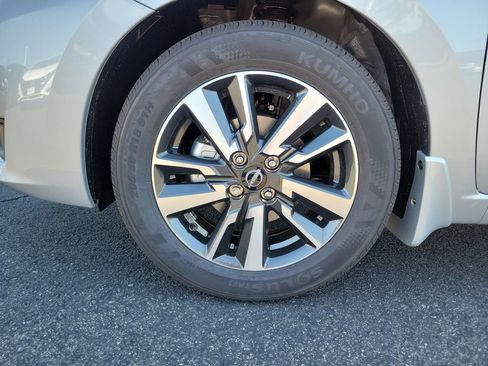 New 2025 Nissan Versa SV w/ Trunk Package image 15