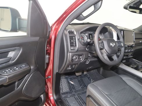 Used 2025 RAM 1500 Big Horn AWD/4WD image 46