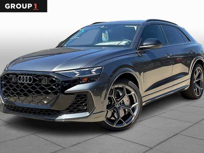 New 2025 Audi RS Q8 performance