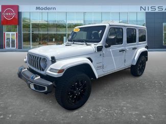Used 2024 Jeep Wrangler Unlimited Sahara AWD/4WD video 1