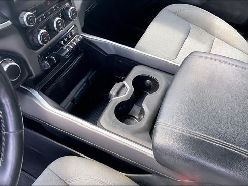 Used 2020 RAM 1500 Big Horn AWD/4WD image 18