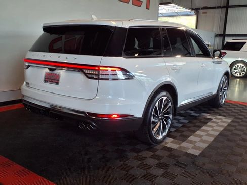 Used 2020 Lincoln Aviator Reserve w/ Equipment Group 202A AWD/4WD image 9