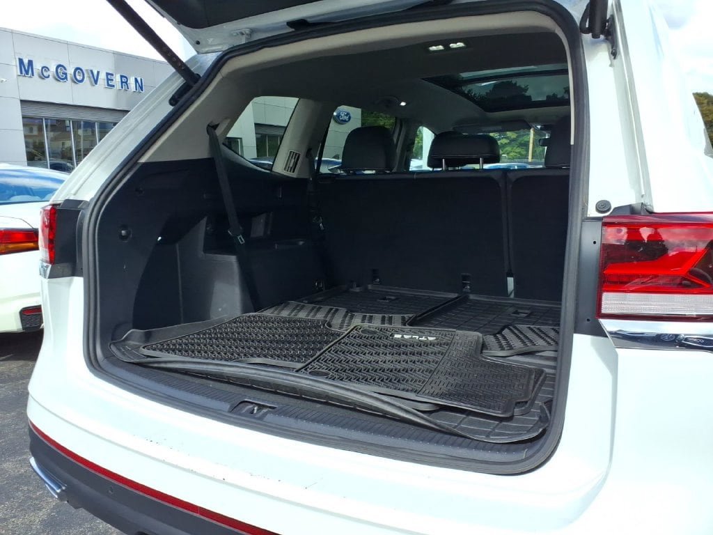 Used 2024 Volkswagen Atlas SE AWD/4WD image 17