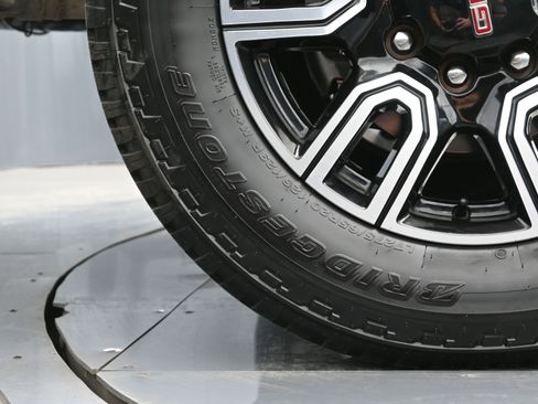 Used 2023 GMC Sierra 2500 AT4 w/ AT4 Premium Plus Package image 40