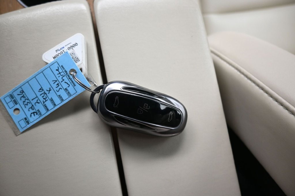 Used 2021 Tesla Model X Long Range AWD/4WD image 15