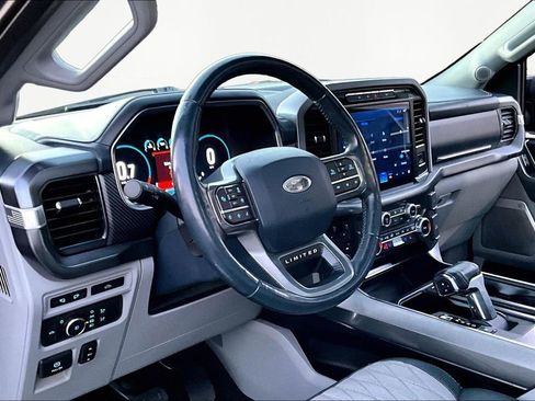Used 2022 Ford F150 Limited image 12