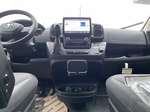 New 2025 RAM ProMaster 2500 w/ Premium Convenience Group image 18