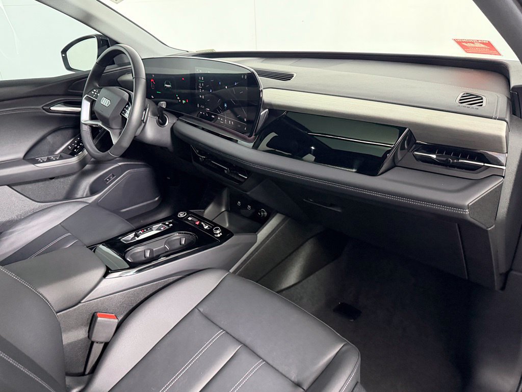 Used 2025 Audi Q6 e-tron Premium w/ Convenience Package AWD/4WD image 16