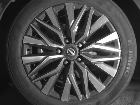 Used 2025 Nissan Altima 2.5 SV image 12