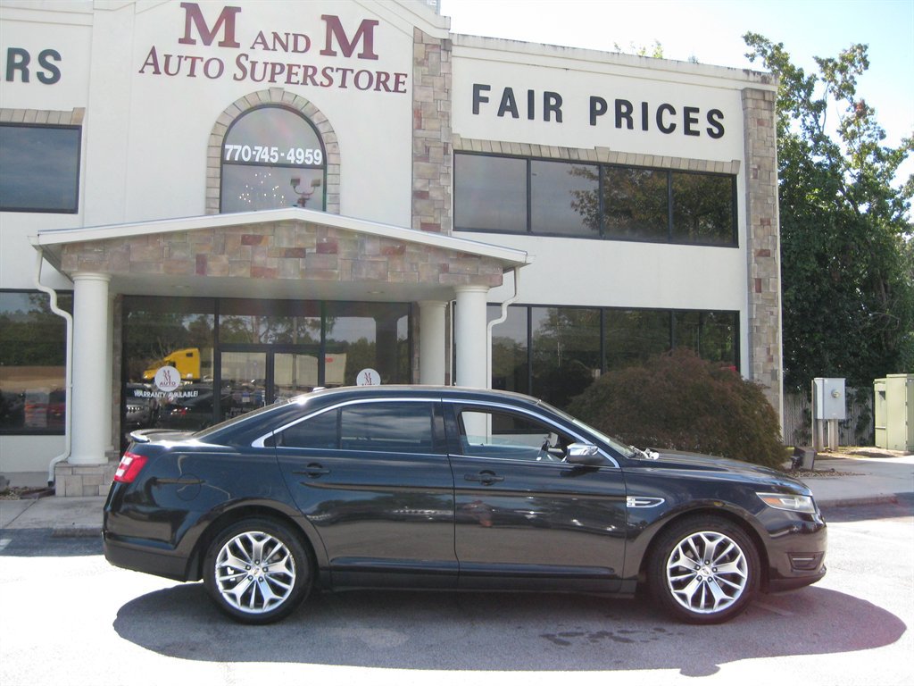 Used 2015 Ford Taurus Limited FWD image 8