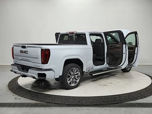 New 2026 GMC Sierra 1500 Denali AWD/4WD image 15