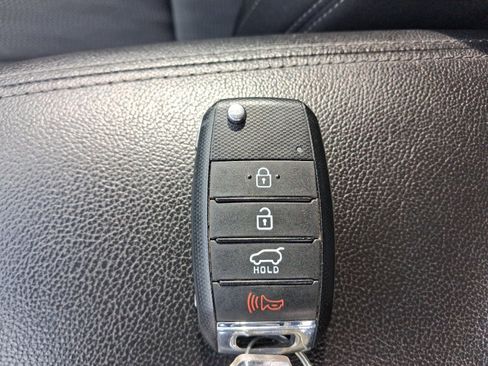 Used 2020 Kia Sportage LX image 35