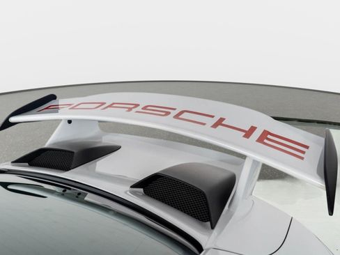 Used 2018 Porsche 911 GT3 w/ Sport Chrono Package RWD image 28