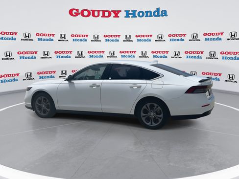 Certified 2023 Honda Accord EX image 6