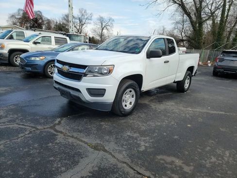 Used 2018 Chevrolet Colorado W/T w/ WT Convenience Package RWD image 8
