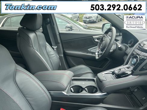 Used 2025 Acura RDX A-Spec image 9