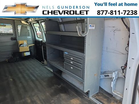 Used 2017 GMC Savana 3500 Extended RWD image 13