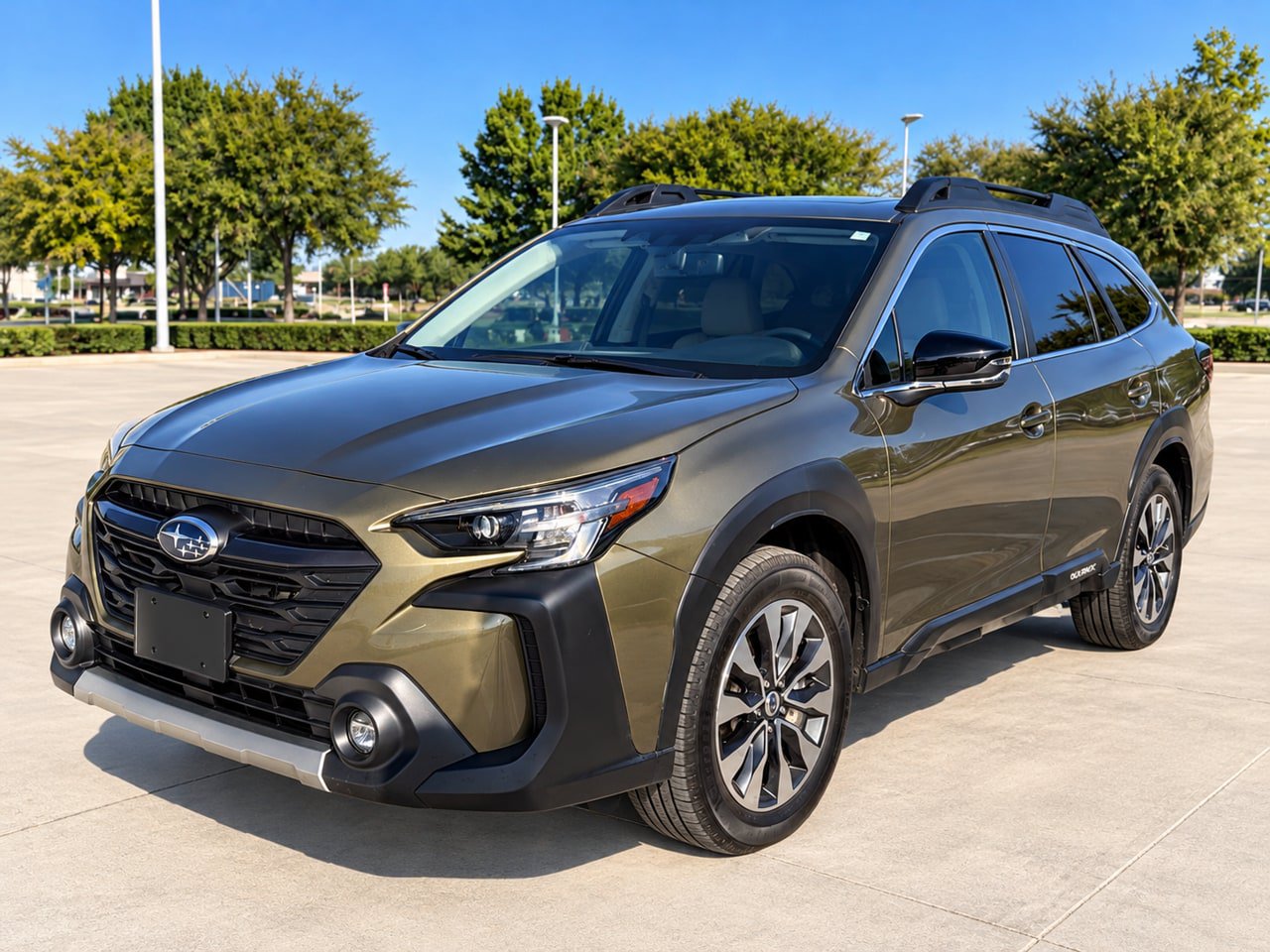 Used 2024 Subaru Outback Limited AWD/4WD image 1