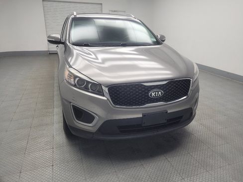Used 2018 Kia Sorento AWD image 14